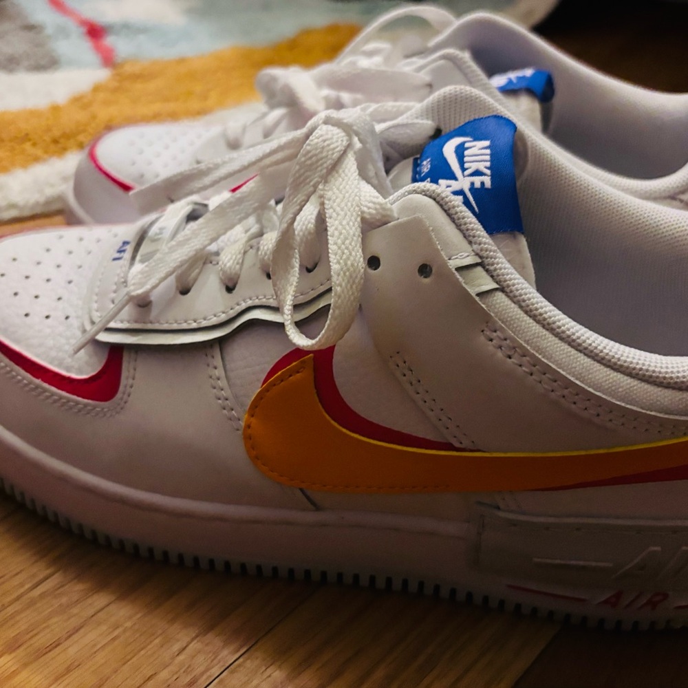 💋Nike Air Force 1 Shadow 8.5 W Retro Shoes Sneaker White Orange DZ1847-100💋 - Picture 7 of 8